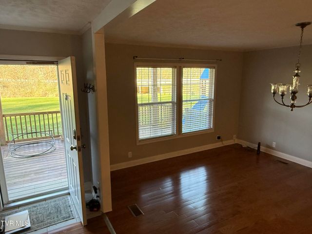 6923 North Tennessee 66, Rogersville, TN 37857