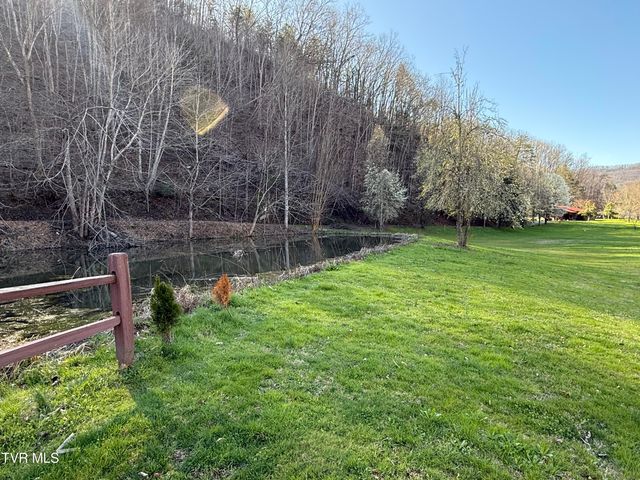 6923 North Tennessee 66, Rogersville, TN 37857