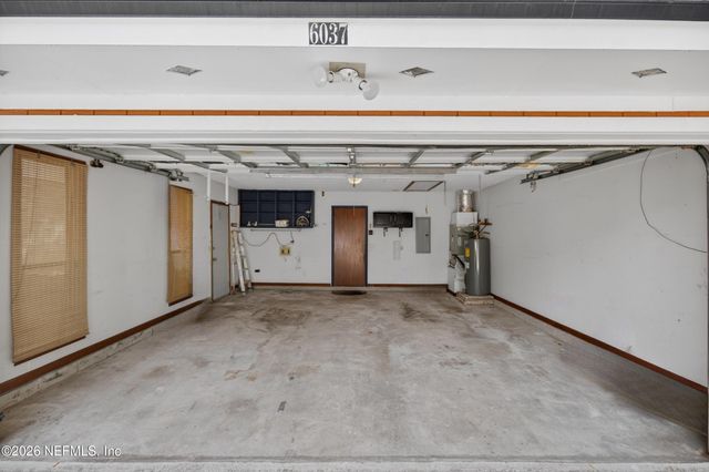 6037 HILLMAN Drive, Jacksonville, FL 32244