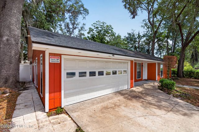6037 HILLMAN Drive, Jacksonville, FL 32244