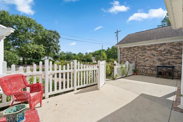 305 Brace Dr., Pawleys Island, SC 29585