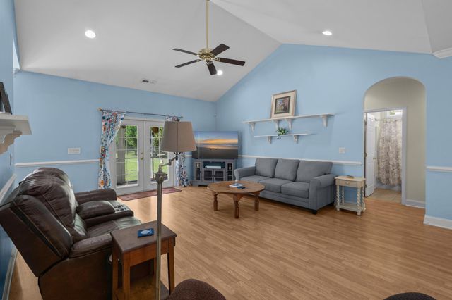 305 Brace Dr., Pawleys Island, SC 29585