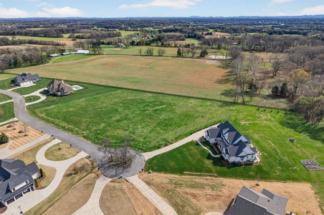 3029 Berry Patch Trl, Rockvale, TN 37153