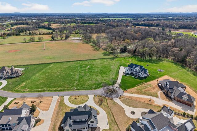 3029 Berry Patch Trl, Rockvale, TN 37153