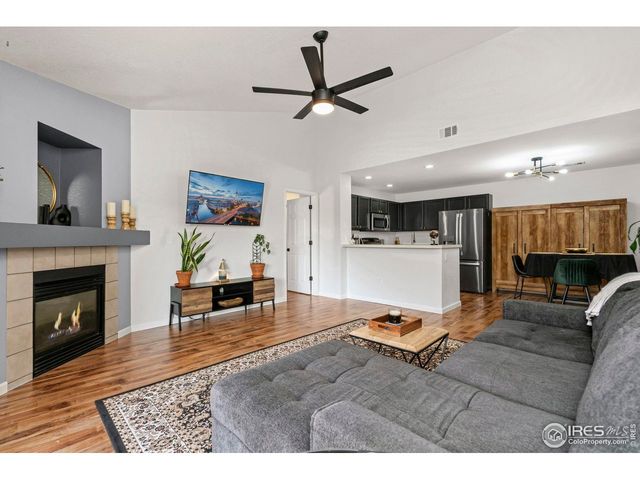 5225 White Willow Dr F200, Fort Collins, CO 80528