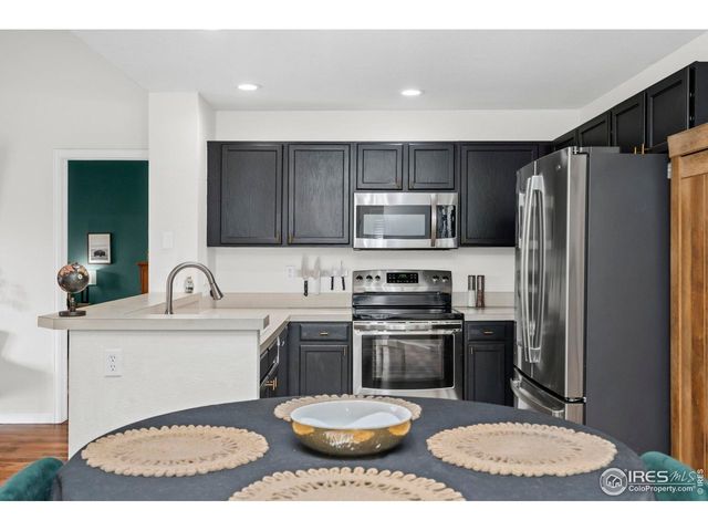 5225 White Willow Dr F200, Fort Collins, CO 80528