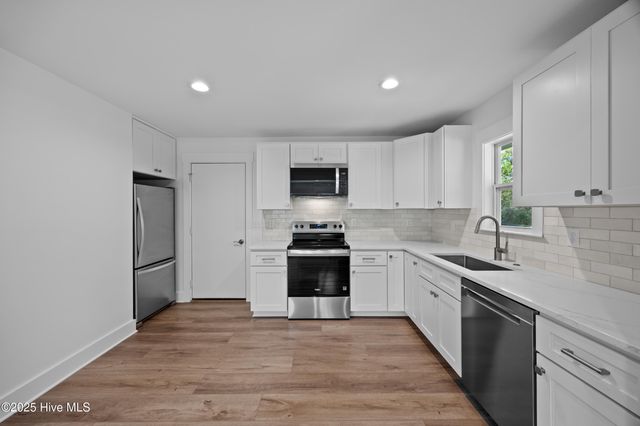 708 Bonham Avenue, Wilmington, NC 28403