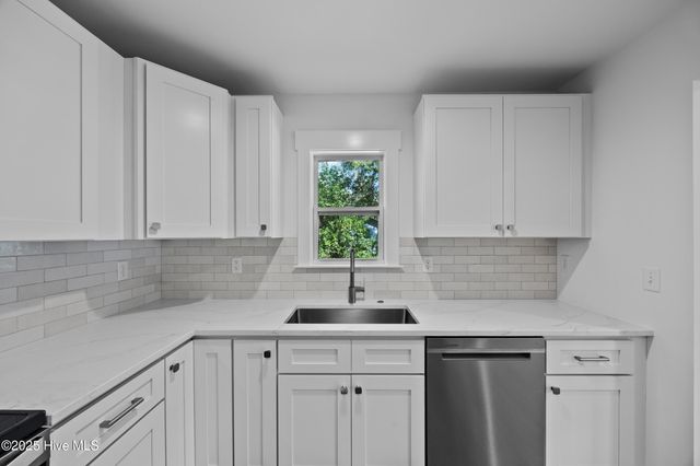 708 Bonham Avenue, Wilmington, NC 28403