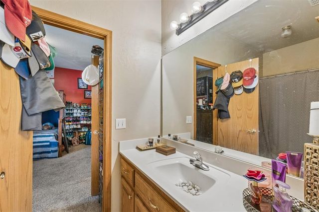 3017 SW 130th Street, Oklahoma City, OK 73170