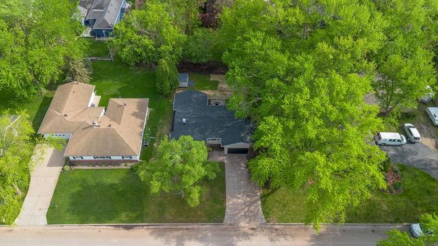 184 PLUMMER COURT, Neenah, WI 54956