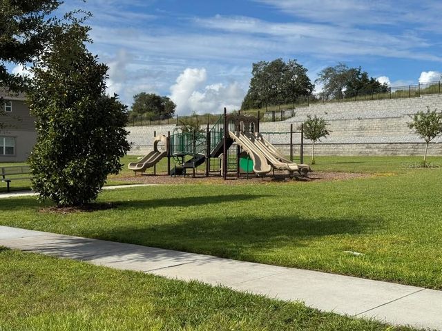 9448 WESTSIDE HILLS DRIVE, Davenport, FL 33896
