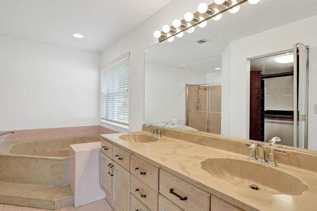 10729 EDINBURGH Street, Cooper City, FL 33026