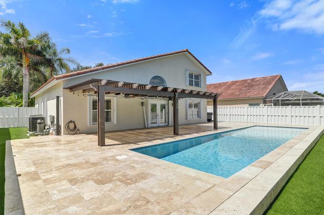 10729 EDINBURGH Street, Cooper City, FL 33026