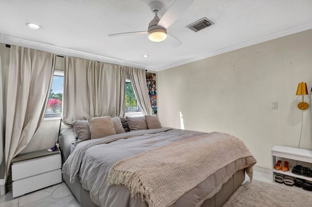 2601 NE 8th Court, Pompano Beach, FL 33062