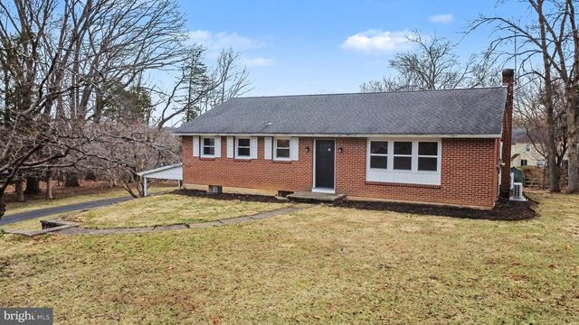 155 ZIEGLERVILLE RD, Schwenksville, PA 19473