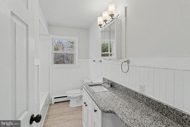 155 ZIEGLERVILLE RD, Schwenksville, PA 19473