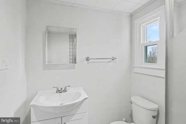 155 ZIEGLERVILLE RD, Schwenksville, PA 19473