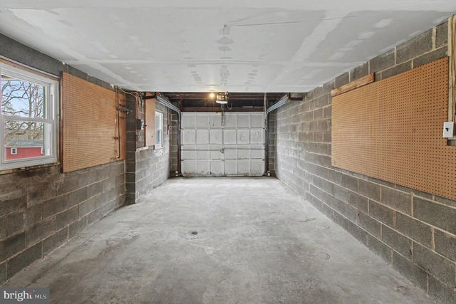 155 ZIEGLERVILLE RD, Schwenksville, PA 19473