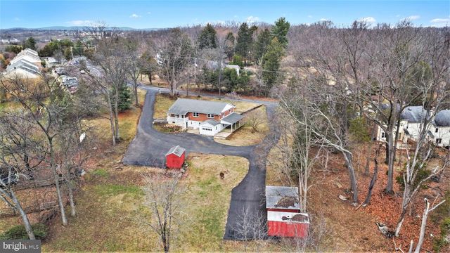 155 ZIEGLERVILLE RD, Schwenksville, PA 19473
