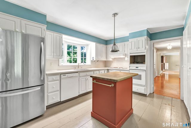 52 Mischa Hill Road, Trumbull, CT 06611