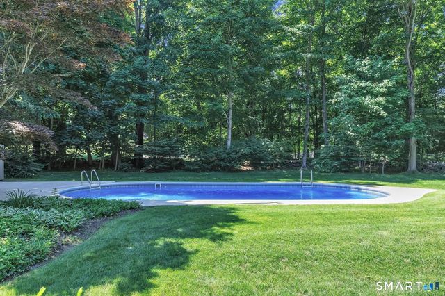 52 Mischa Hill Road, Trumbull, CT 06611