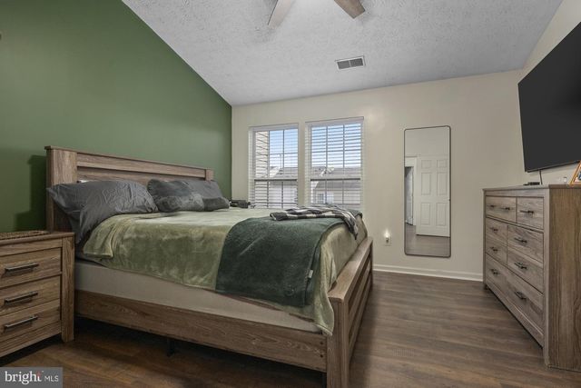 5010 FINSBURY RD, Baltimore, MD 21237