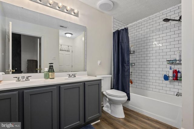 5010 FINSBURY RD, Baltimore, MD 21237