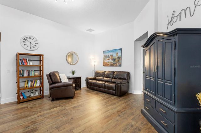 9967 HERON POINTE DRIVE, Orlando, FL 32832