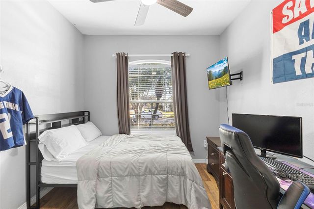 9967 HERON POINTE DRIVE, Orlando, FL 32832