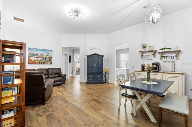 9967 HERON POINTE DRIVE, Orlando, FL 32832