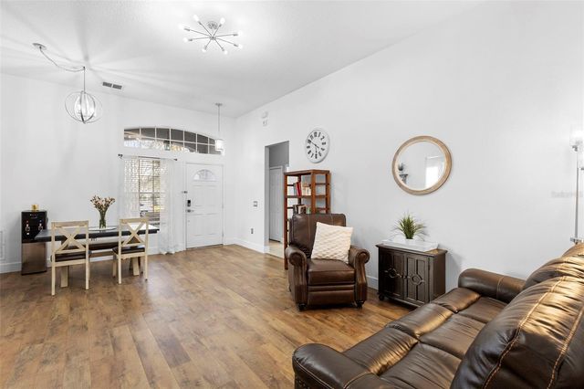 9967 HERON POINTE DRIVE, Orlando, FL 32832