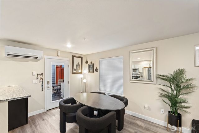 211 Norpoint Way NE, Tacoma, WA 98422