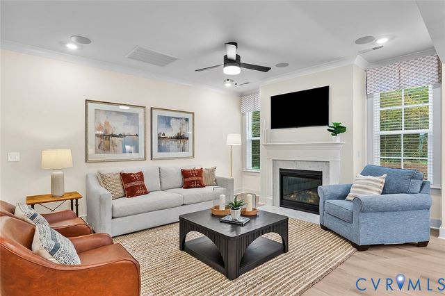 18543 Cove Creek Dr, Moseley, VA 23120