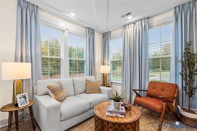 18543 Cove Creek Dr, Moseley, VA 23120
