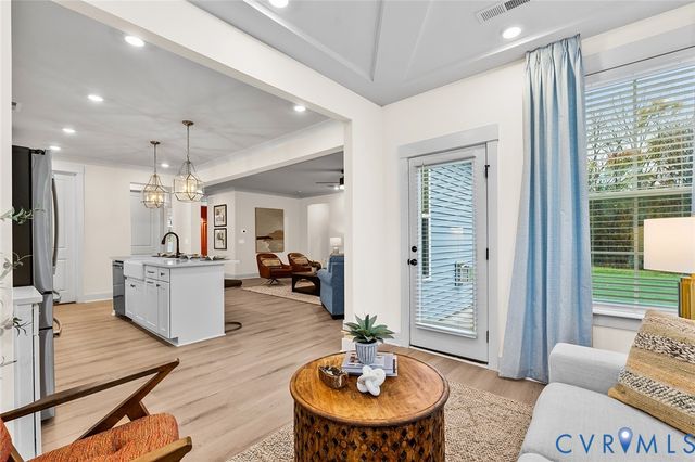 18543 Cove Creek Dr, Moseley, VA 23120