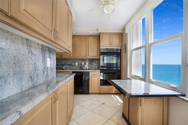 4280 Galt Ocean Drive 11j, Fort Lauderdale, FL 33308