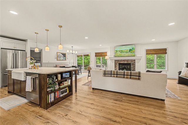 15 Timbercrest Lane, Bella Vista, AR 72715