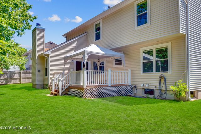 6 Winchester Drive, Howell, NJ 07731