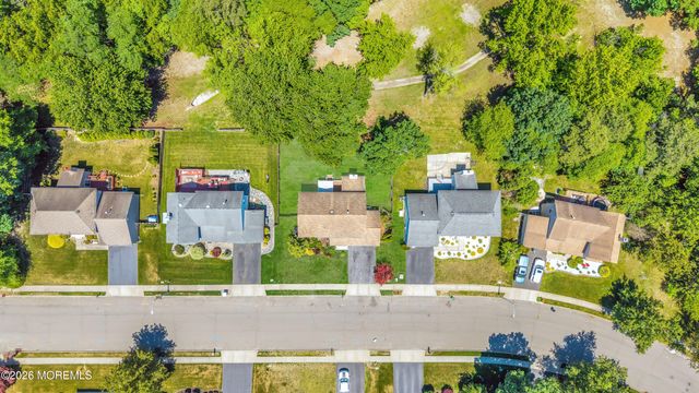 6 Winchester Drive, Howell, NJ 07731