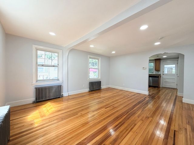 25 Brookside Rd, Braintree, MA 02184