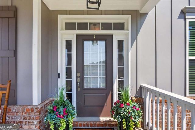 400 Silver Brook Drive, Woodstock, GA 30188