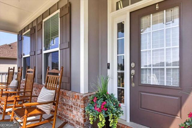 400 Silver Brook Drive, Woodstock, GA 30188