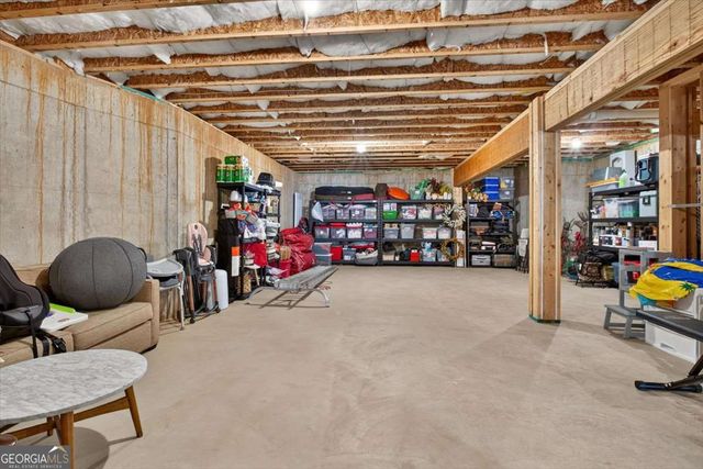 400 Silver Brook Drive, Woodstock, GA 30188