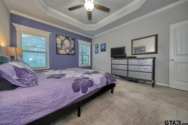 312 Kingdom Blvd, Lindale, TX 75771