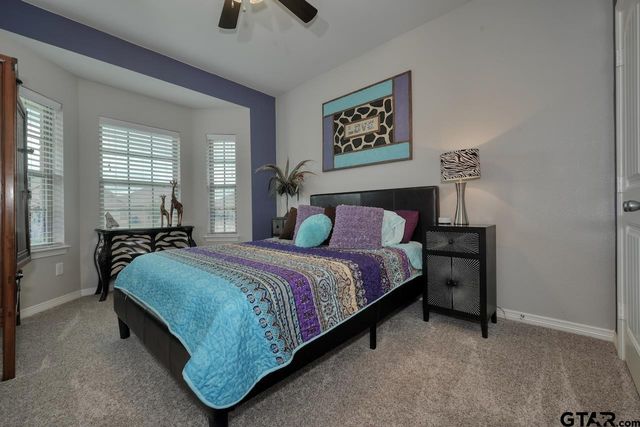 312 Kingdom Blvd, Lindale, TX 75771