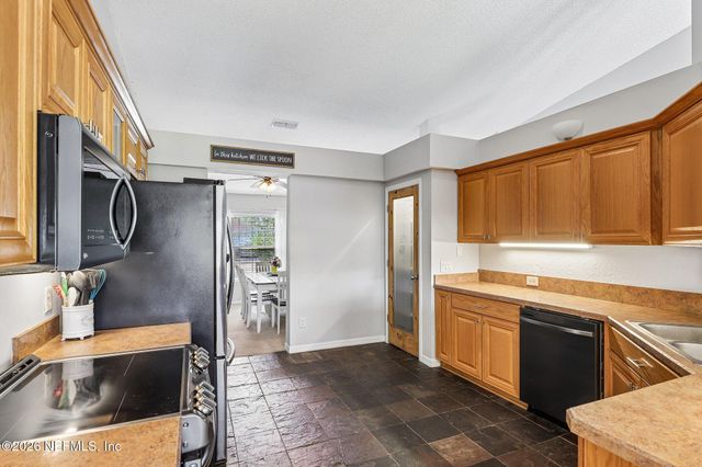 3178 WAVERING Lane, Middleburg, FL 32068
