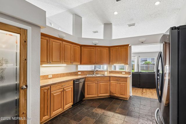 3178 WAVERING Lane, Middleburg, FL 32068