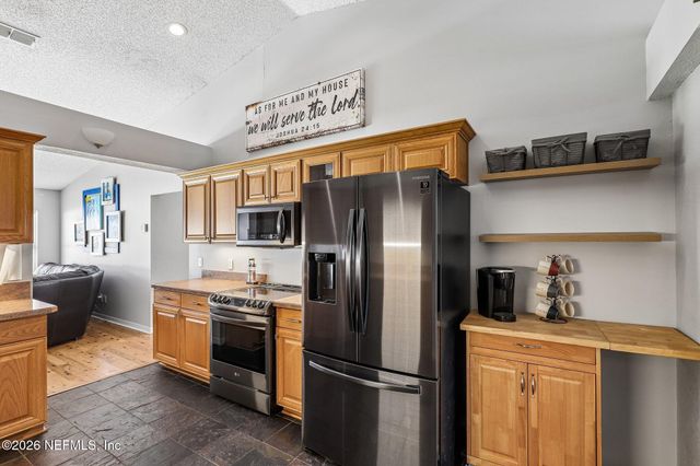3178 WAVERING Lane, Middleburg, FL 32068