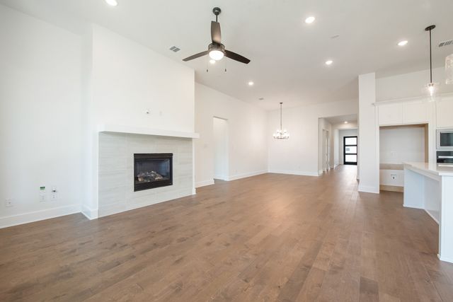 6036 Foxwheel Way, Fort Worth, TX 76123