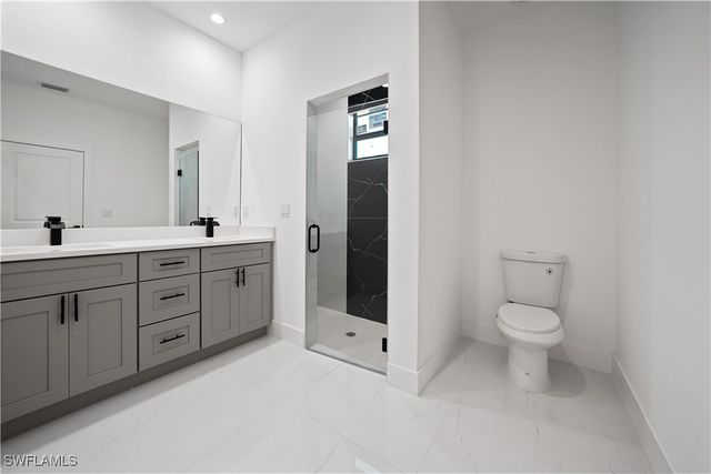 2458 NW 9th TER, Cape Coral, FL 33993